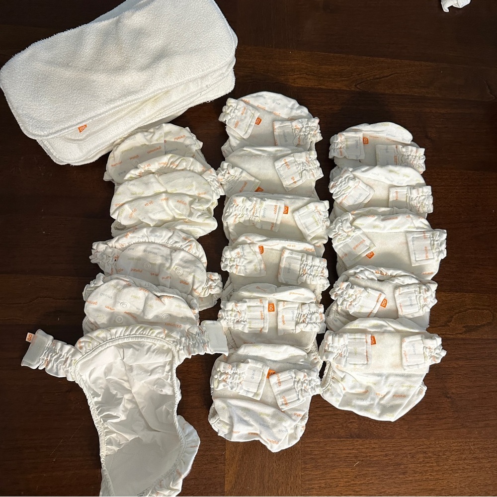 32pc Bulk lot Gdiaper cloth newborn diapers + inserts